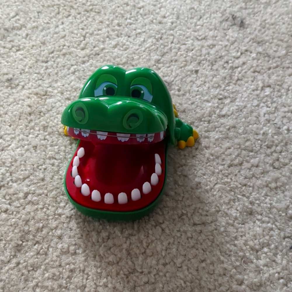 Crocodile Dentist game (small version)
